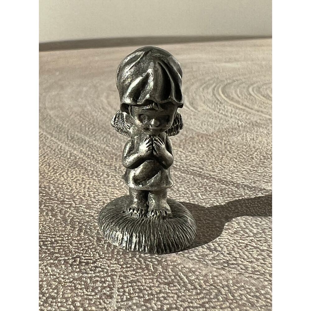 Hallmark Pewter Little Gallery Betsy Clark Girl Angel Bedtime Prayer Figurine